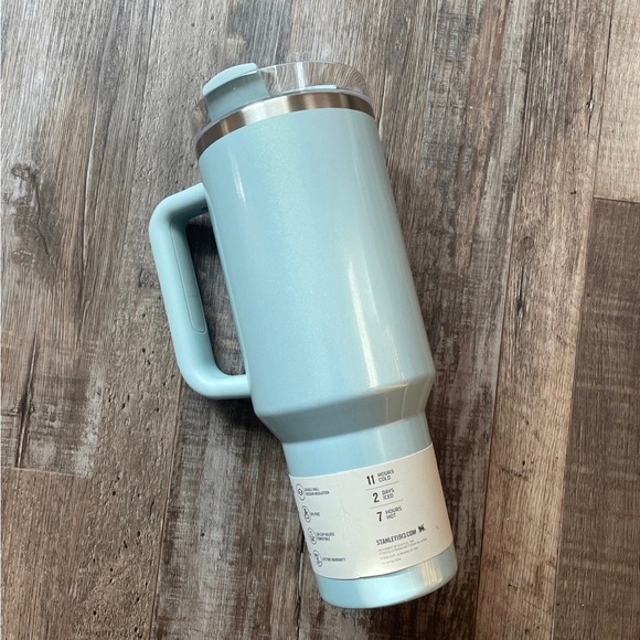 Stanley Blueberry Milk Target Exclusive Tumbler NWT - Picture 4 of 8